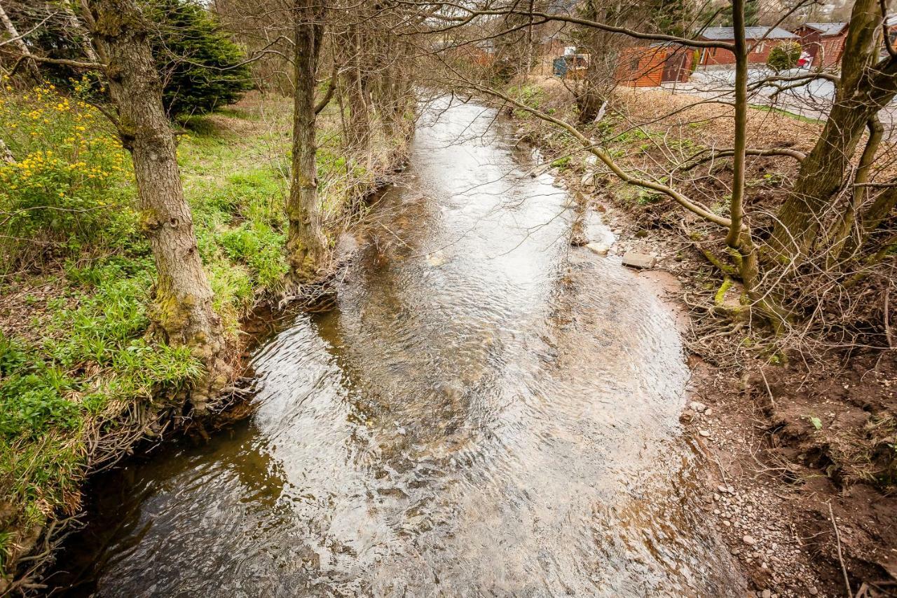Thistle Lodge Auchterarder Buitenkant foto