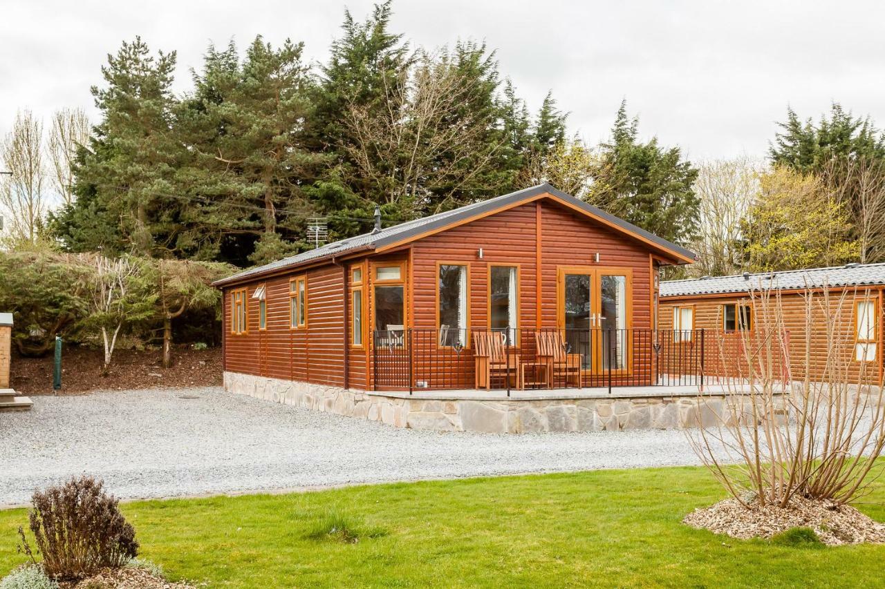 Thistle Lodge Auchterarder Buitenkant foto